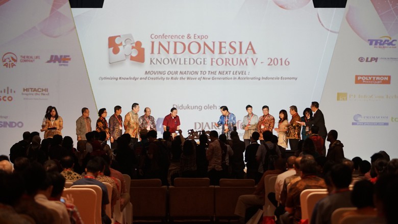 Indonesia Knowledge Forum V 2016 Bersama Phintraco Group