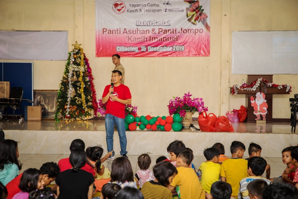 Sambut Natal dan Tahun Baru 2020, Phintraco Group Gelar Serangkaian Kegiatan Hiburan dan Bakti Sosial